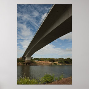 Affiches Pont reliant la Guyane au Brésil sur le Takutu