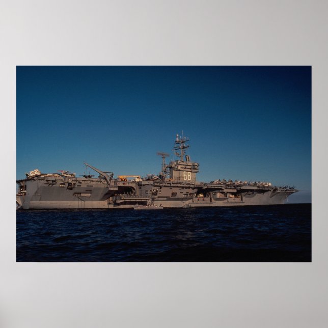 Affiches Portrait de "USS Nimitz", transporteur nucléaire, (Devant)