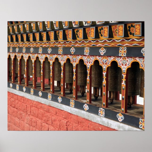 Affiches Prayer Wheels of the central square in Thimphu (Devant)