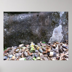Affiches 'Rainbow Man' Petroglyph, Maui, Hawaii