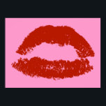 Affiches Red Pop Art Lips<br><div class="desc">Le design Red Pop Art Lips est une paire graphique de lèvres dans une teinte rouge brillante et audacieuse. Le design rappelle si quelqu'un a embrassé une serviette et laissé une empreinte rouge à lèvres. Si vous ou quelqu'un que vous connaissez aimez leurs lèvres grandes, audacieuses et rouges, alors le...</div>
