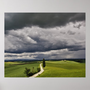 Affiches Route et nuages d'orage, région rurale de Toscane,
