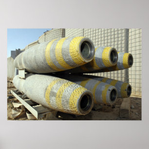 Affiches Six bombes GBU-12 sont dans un rack