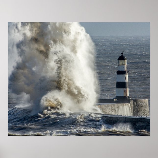 Affiches Stormy Seas at Roker Poster/Print (Devant)
