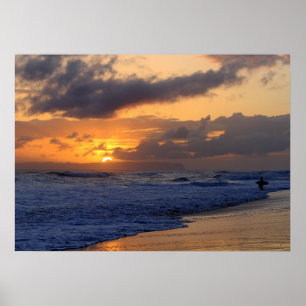 Affiches Surfer at Sunset on Kauai Beach, Niihau on Horizon