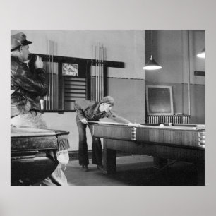 Affiches Tir au billard, 1940. Photo vintage
