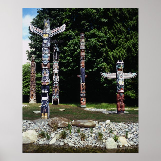 Affiches Totem Poles, Vancouver, Colombie-Britannique (Devant)