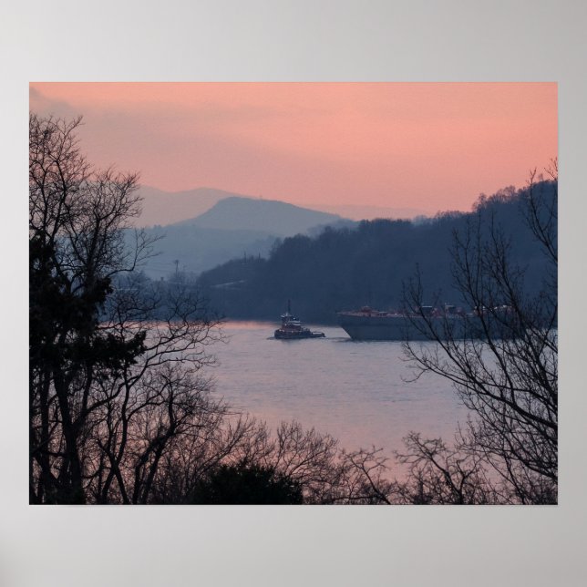 Affiches Travailler sur la rivière au coucher du soleil (Devant)