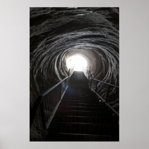 Affiches Tunnel de la grotte sombre