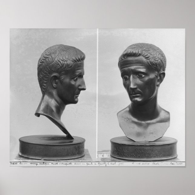 Affiches Two views of a bust of Emperor Augustus (Devant)