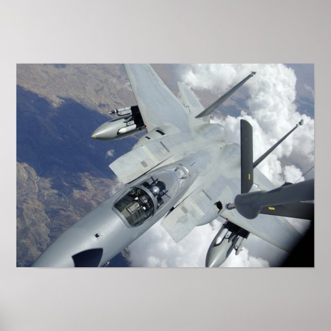 Affiches Un aigle F-15 s'éloigne d'un KC-135 (Devant)