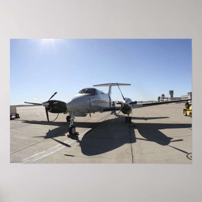 Affiches Un avion UC-12F King Air (Devant)