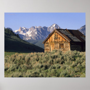 Affiches Un cabine en bois rond et les monts Sawtooth en
