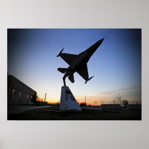 Affiches Un modèle d'échelle d'un faucon de combat de F-16
