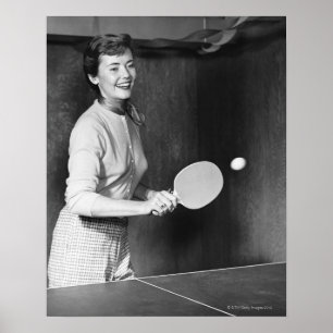 Affiches Une Femme Jouant Au Tennis De Table