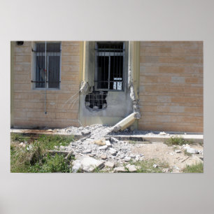 Affiches Une Grenade propulsée Par Roquette