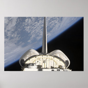 Affiches Une vue partielle de Space Shuttle Endeavor
