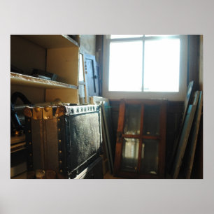 Affiches Valise dans le grenier