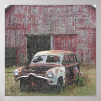 Vieille voiture et vieille grange