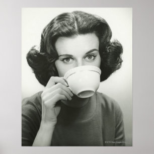 Affiches Woman drinking