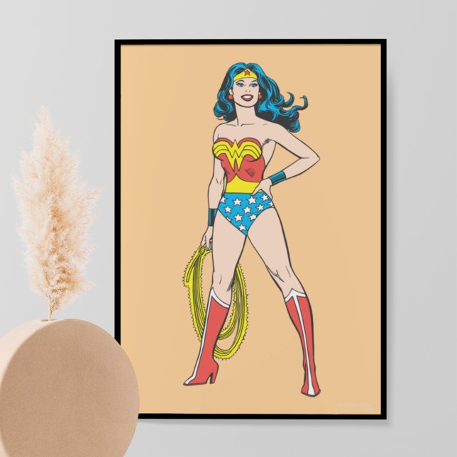 Affiches Wonder Woman debout (Créateur téléchargé)