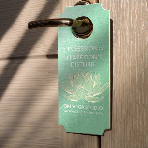 Affichette De Porte Instructeur de méditation Green Gold Lotus Yoga St
