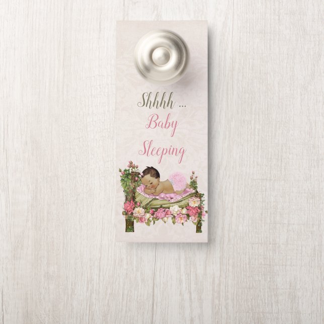Affichette De Porte Nature Jardin Forestier Bébé Endormi Roses Lit (Sur le bouton)