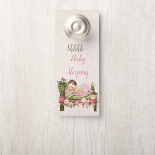 Affichette De Porte Roses de lit de jardin Bébé dort Fille Rose Ivoire