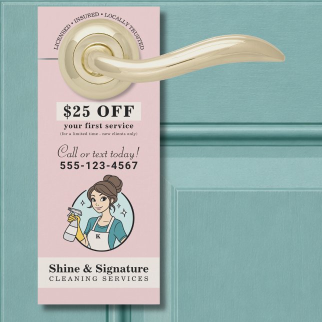 Affichette De Porte Services de nettoyage Modern Pink Maid (Small Door Hanger Mockup)
