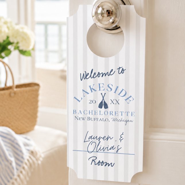 Affichette De Porte Week-end de célibataire au bord du lac (Coastal Lakeside Bachelorette Weekend Door Hanger)
