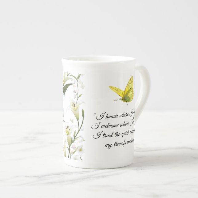 Affirmation Papillon jaune Spécialité Mug (Devant droit)