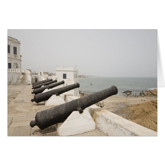 Afrique, Afrique de l'Ouest, Ghana, Elmina. Canons (Devant horizontal)