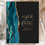 Agate Geode Script Turquoise Gold Dark Mariage Pla<br><div class="desc">Cette élégante wedding planner moderne présente un design turquoise d'aquarelle bleue orné d'une parties scintillant en faux or. Customisez facilement le texte de couleur or sur un arrière - plan non noir, avec les noms de la mariée et du marié en calligraphie manuscrite sur une grande esperluette gris charbon de...</div>