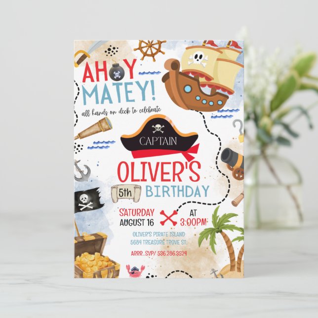 Ahoy Matey Pirate Birthday Invitation Kids Pirate  (Debout devant)