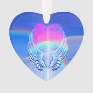 Ailes d'ange enroulées autour d'un coeur