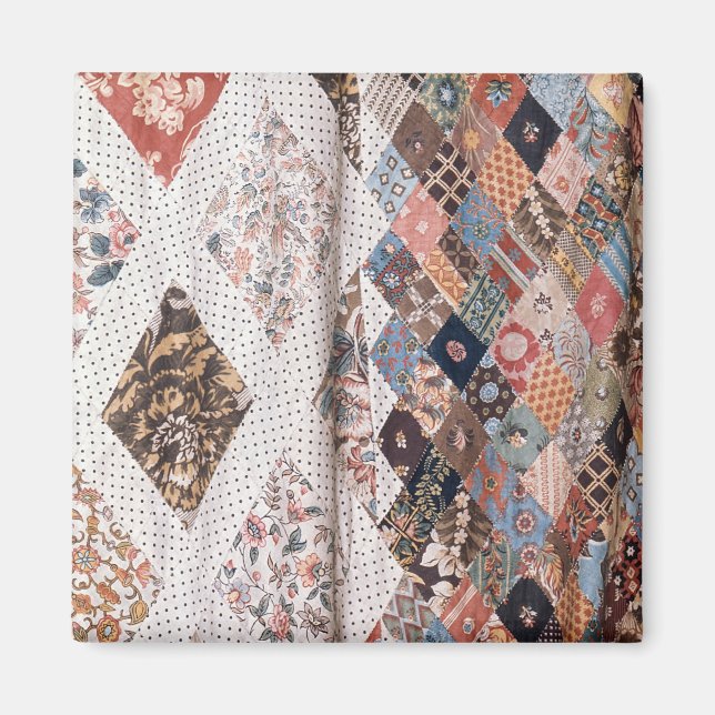 Aimant 53 : Détail d'une courtepointe en patchwork faite  (Devant)