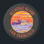Aimant Alcatraz Island San Francisco Cercle en détresse<br><div class="desc">Art vectoriel Alcatraz Island. Alcatraz Island à la tombée de la nuit avec un phare,  fortification militaire et prison fédérale située à San Francisco,  Californie.</div>