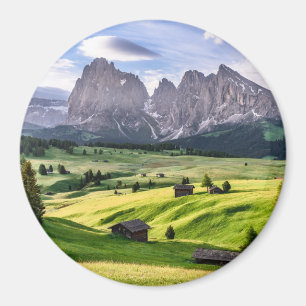 Aimant Alpes de dolomite de Seiser Alm , Italie