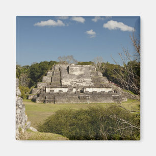 Aimant Altun Ha est un site maya qui remonte à 200