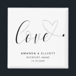 Aimant Amour Coeur noir blanc mignon Mariage Favoriser<br><div class="desc">Un mignon aimant de mariage avec le mot, "amour" en calligraphie noire avec un coeur se balançant à la fin, sur un arrière - plan blanc. La disposition simple et minimaliste et beaucoup d'espace ouvert donnent à ce design une atmosphère moderne et la calligraphie lettrée et coeurs lui donnent une...</div>