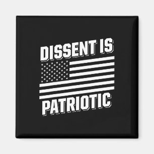 Aimant Anciens combattants contre la dissidence de Trump