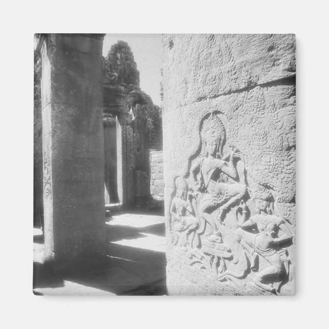Aimant Angkor Cambodge, sculpture d'Apsara du Bayon 2 (Devant)