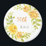 Aimant Anniversaire élégant du Mariage Jaune 50e Monogram<br><div class="desc">Élégant Anniversaire du Mariage Jaune 50e mois aimant. Il a une belle Elegant Flower Wreath,  arrière - plan blanc,  un Monogramme personnalisable. Il est conçu pour un cadeau du 50e anniversaire de Mariage. Attrapez-le bientôt !</div>