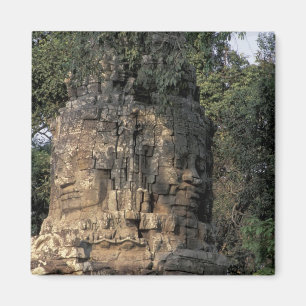 Aimant Asie, Cambodge, Siem Reap. Imposantes sculptures e