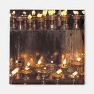 Aimant Asie, Chine, Tibet, Lhasa. Flammes de prière,