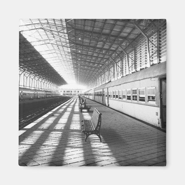 Aimant Assouan Égypte, Intérieur de la gare de la digue d (Devant)