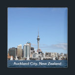 Aimant Auckland City, Nouvelle-Zélande par jour<br><div class="desc">Auckland City et Skytower par beau temps,  Nouvelle-Zélande. Vue du port de Waitemata.</div>