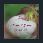 Aimant Blanc Lady Slipper Orchidée mariage Favoriser l'ai<br><div class="desc">Delicate printemps time femme blanche slipper photo de fleur d'orchidée par Susan mariage aimant faveur de mariage. Remplissez vos informations dans le modèle. Apportez d'autres modifications à la taille, au style et à la couleur des polices en cliquant sur Personnaliser. Si vous avez des questions ou des demandes, veuillez me...</div>
