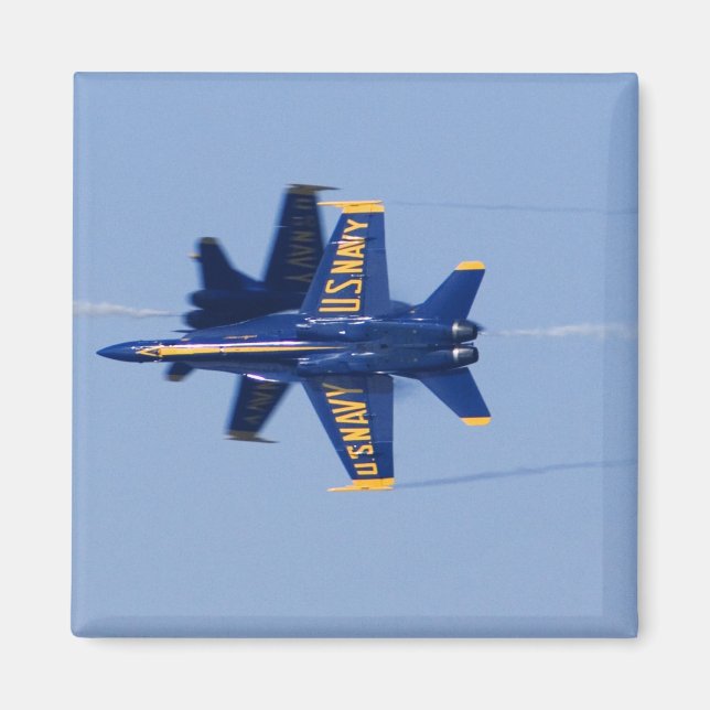 Aimant Blue Angels effectue un passage au bord du couteau (Devant)