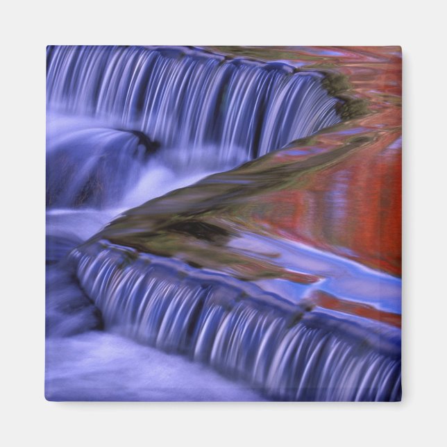 Aimant Bond Falls; reflets de feuilles colorées; (Devant)